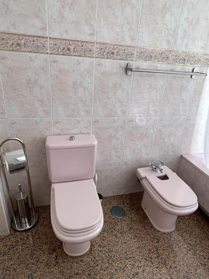 Encantadora Habitacion Privada Cerca Del Mar Málaga Exteriör bild